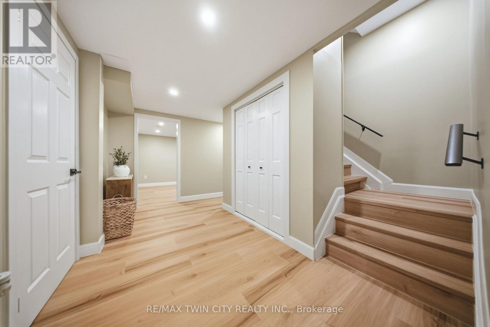 25 Cedarland Drive, Brantford, ON photo 27