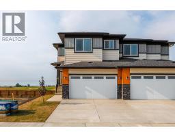 142 Lakewood Crescent - photo 1