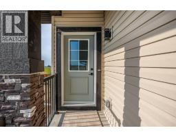 142 Lakewood Crescent - photo 3