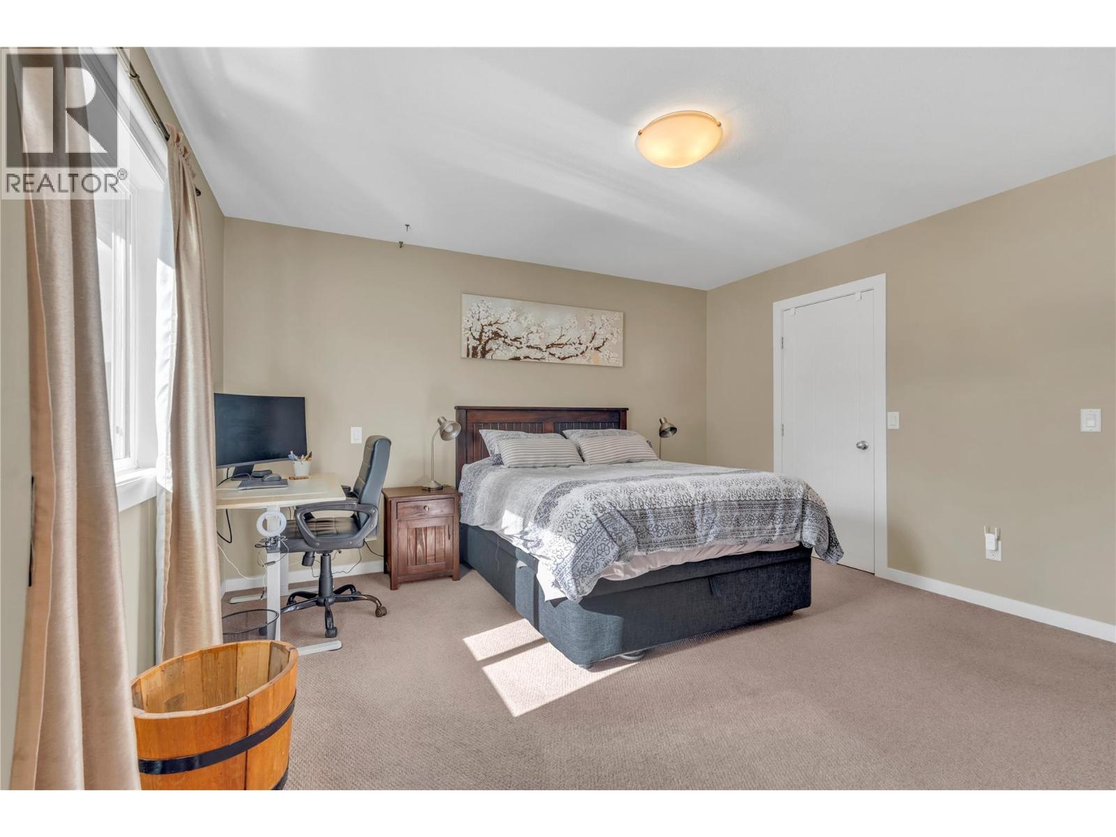 484 SIMILKAMEEN Avenue - 22