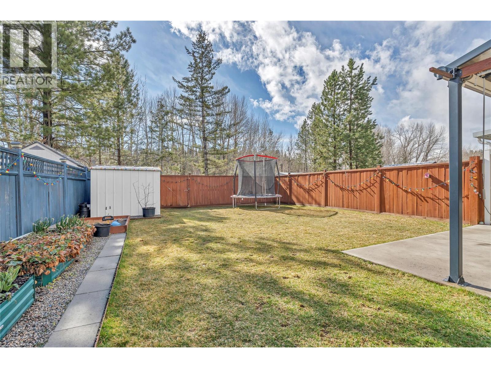 484 SIMILKAMEEN Avenue, Princeton