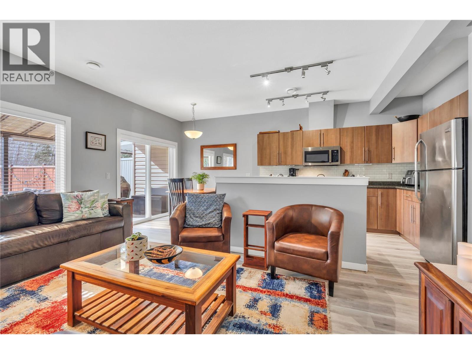 484 SIMILKAMEEN Avenue - 7