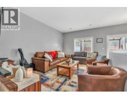 4pc Bathroom - 484 Similkameen Avenue, Princeton, BC V0X1W0 Photo 10