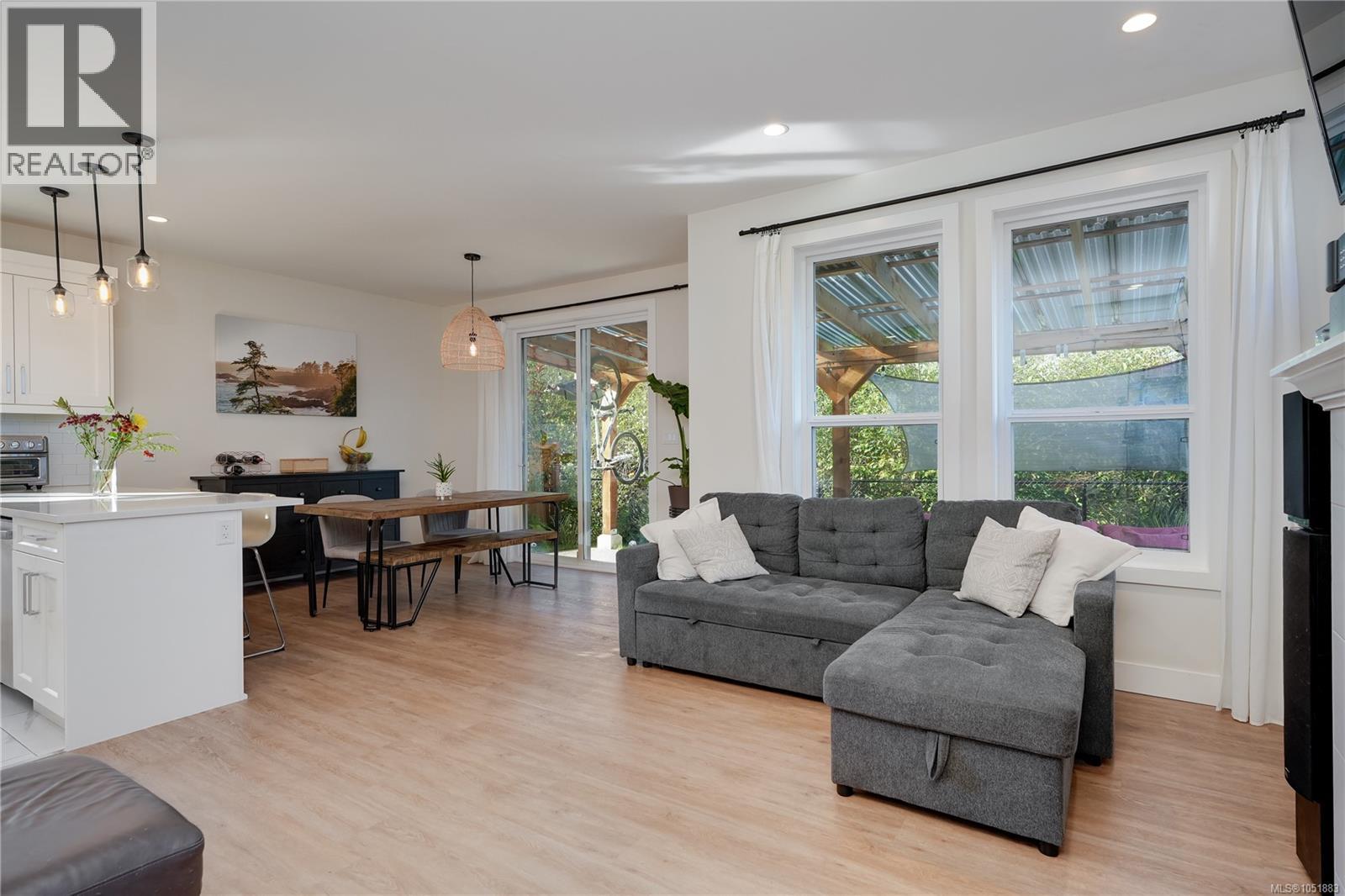 1064 Gammon Way, Shawnigan Lake - Image 1