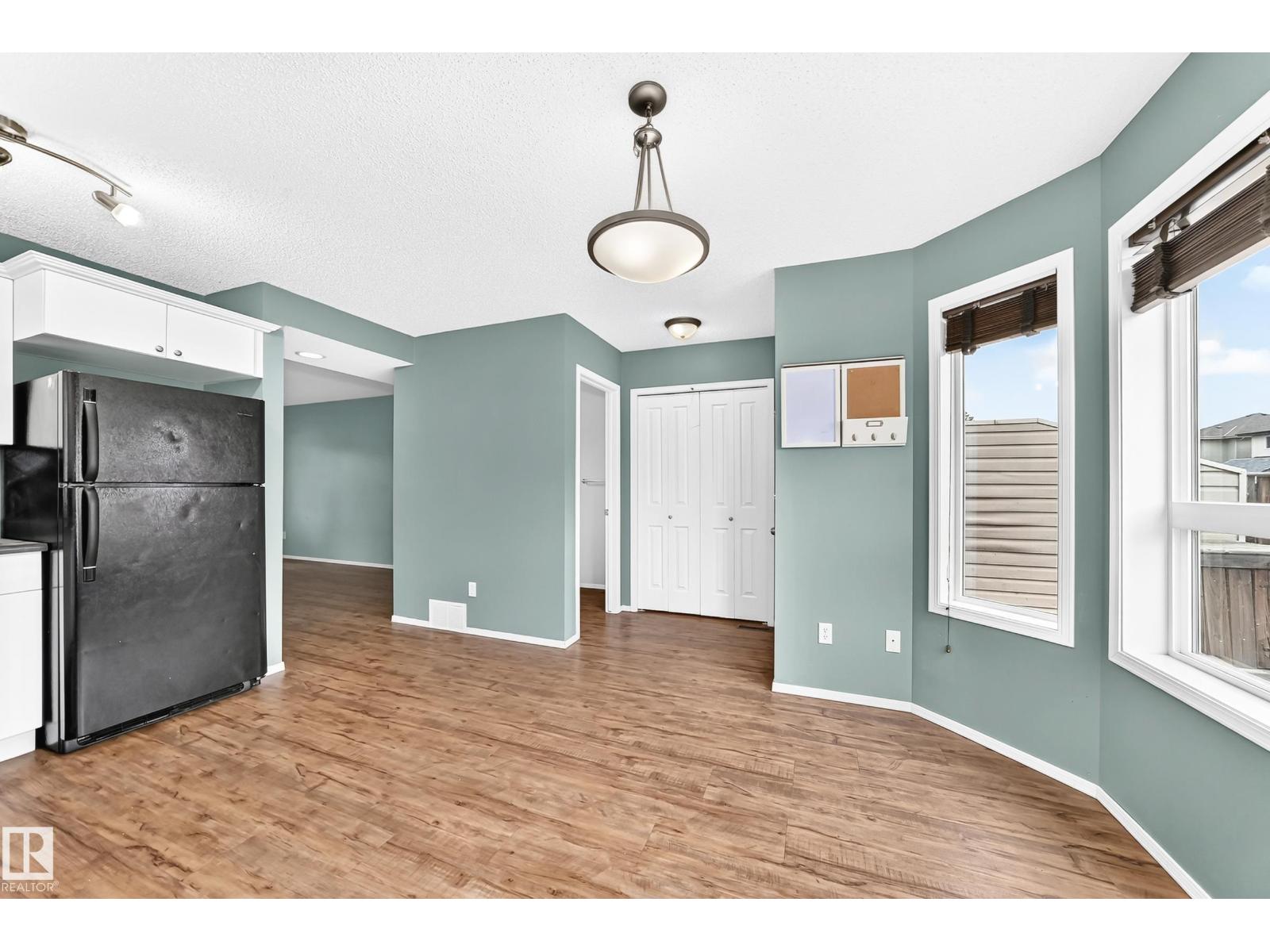 8 SPRUCE VILLAGE WY - 12