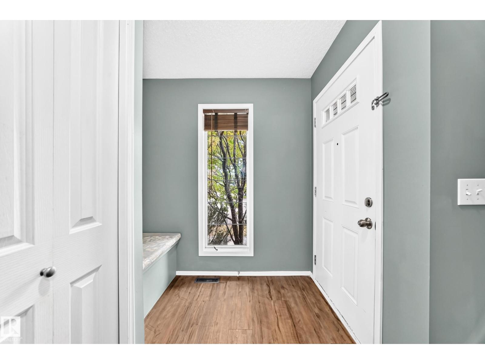 8 SPRUCE VILLAGE WY - 23