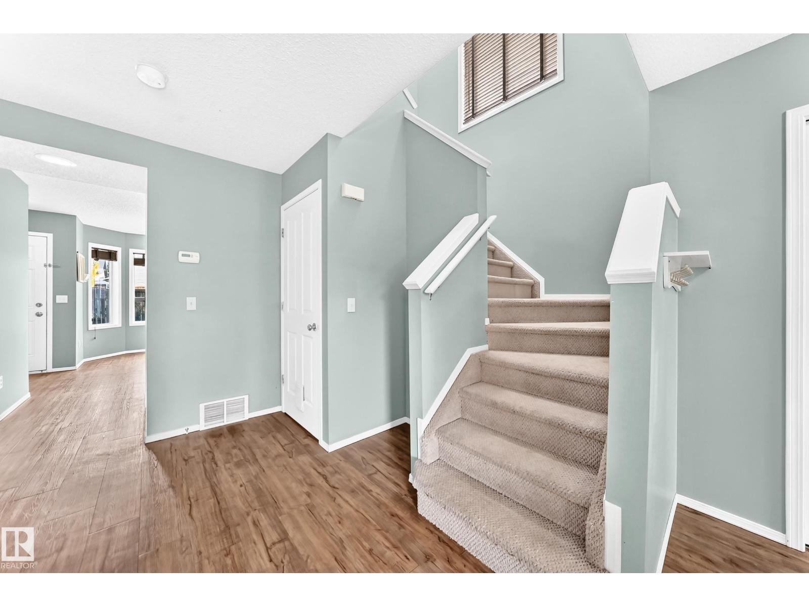8 SPRUCE VILLAGE WY - Image 26