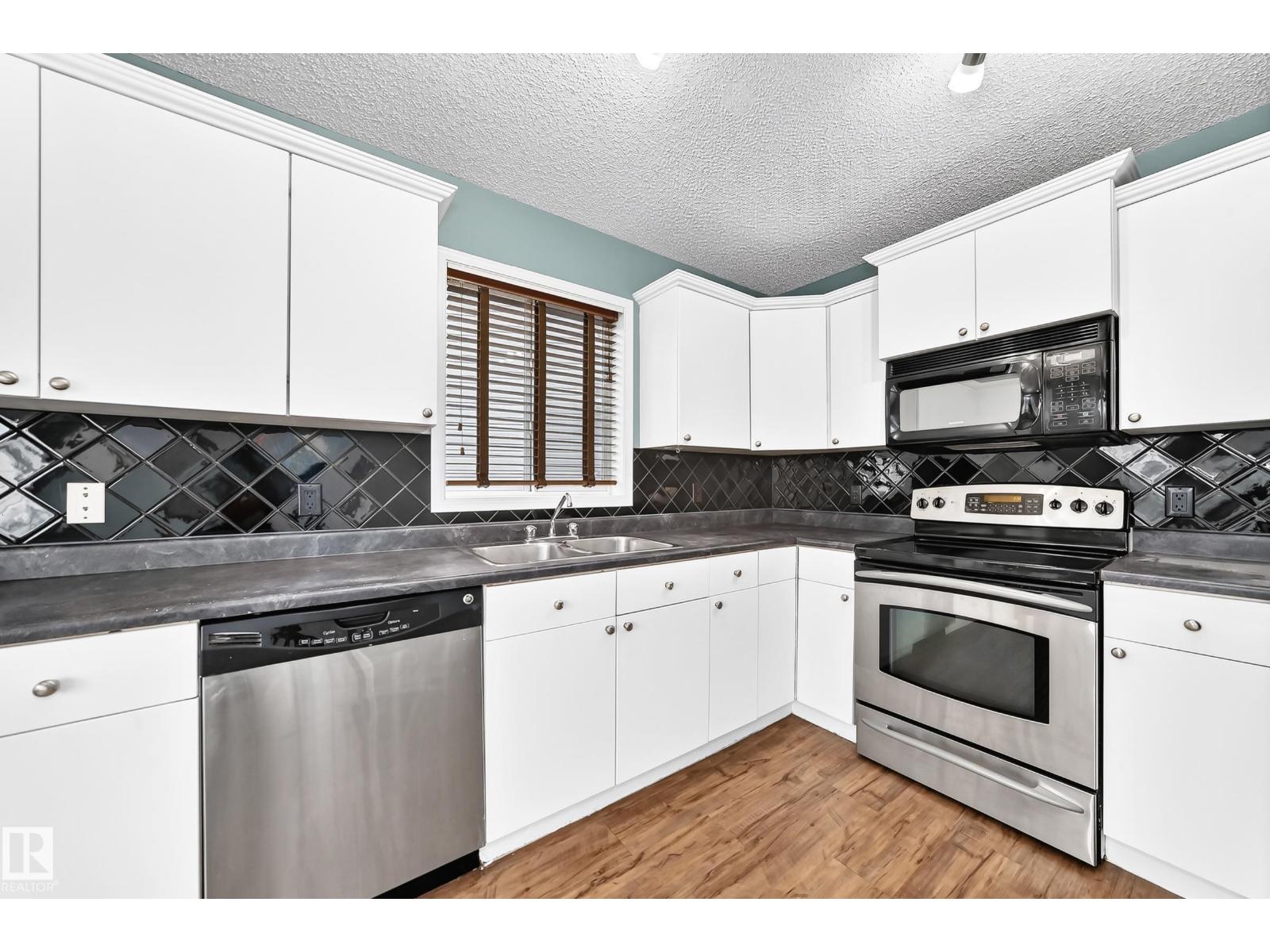 8 SPRUCE VILLAGE WY - Image 7