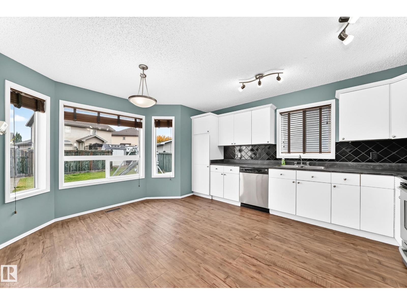 8 SPRUCE VILLAGE WY - 9