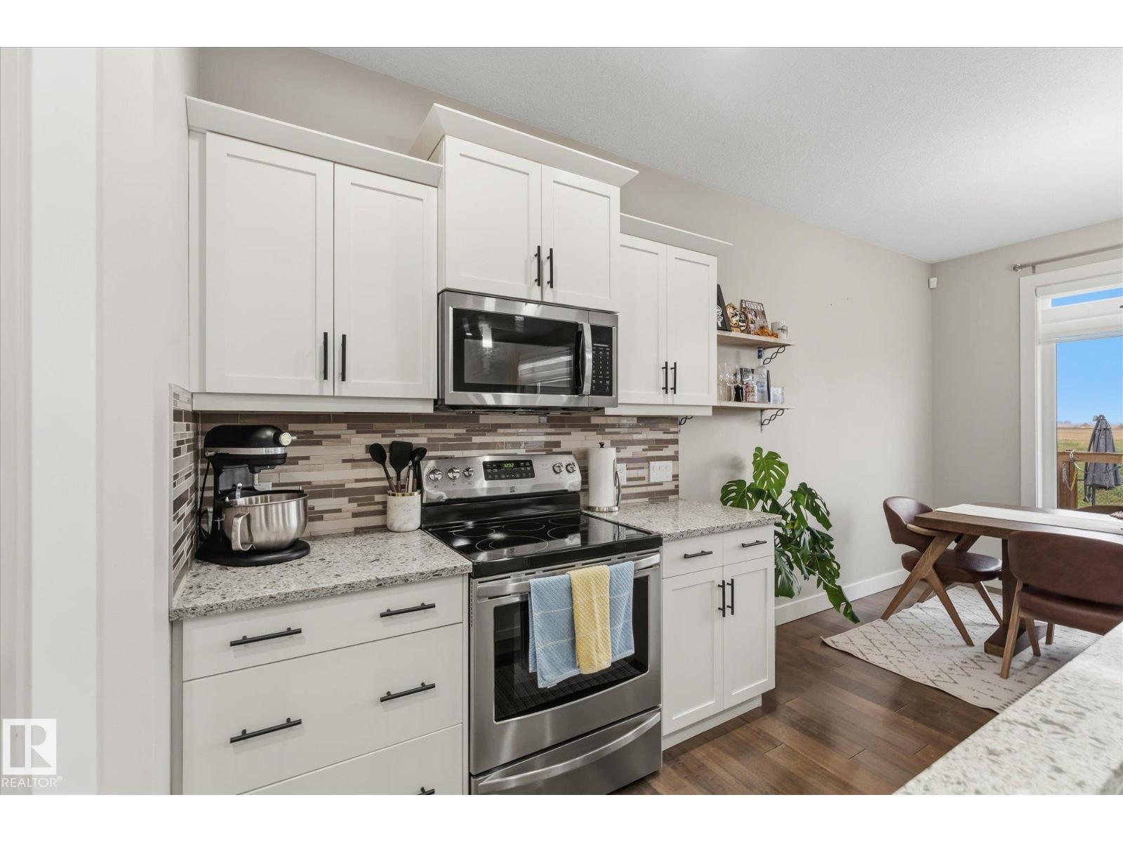 10605 96 ST - 16