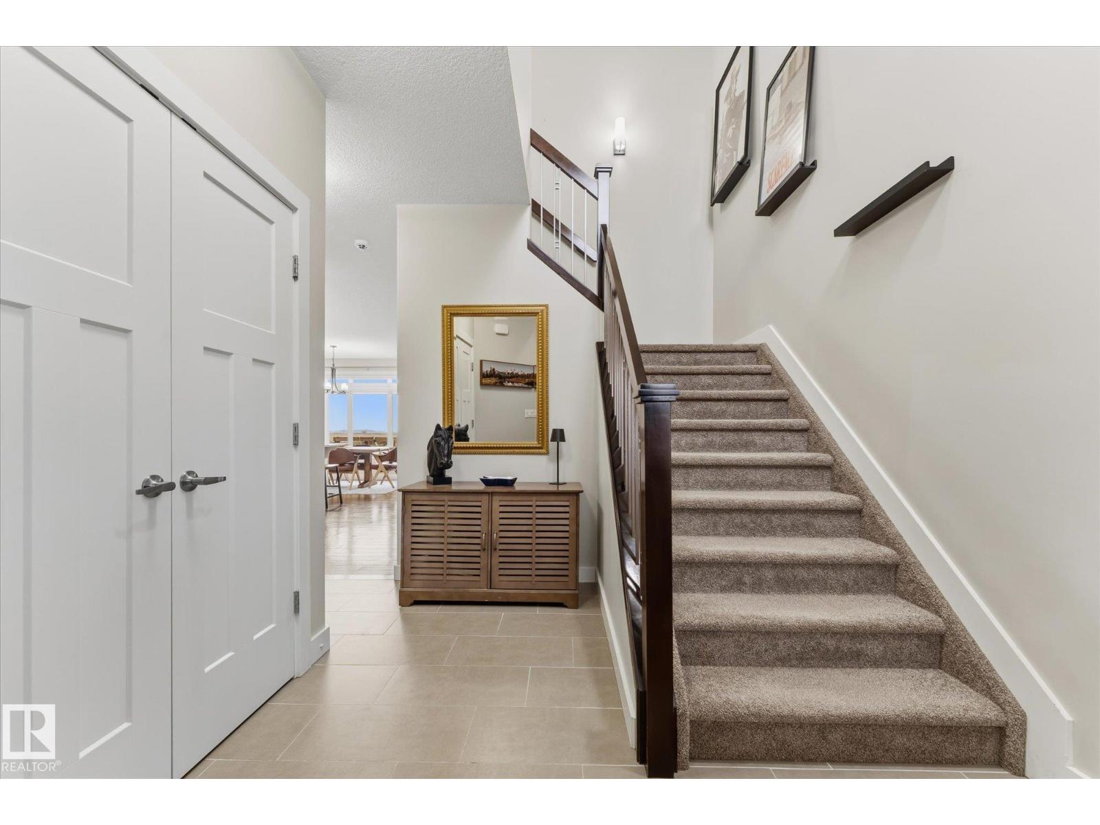 10605 96 ST - 8