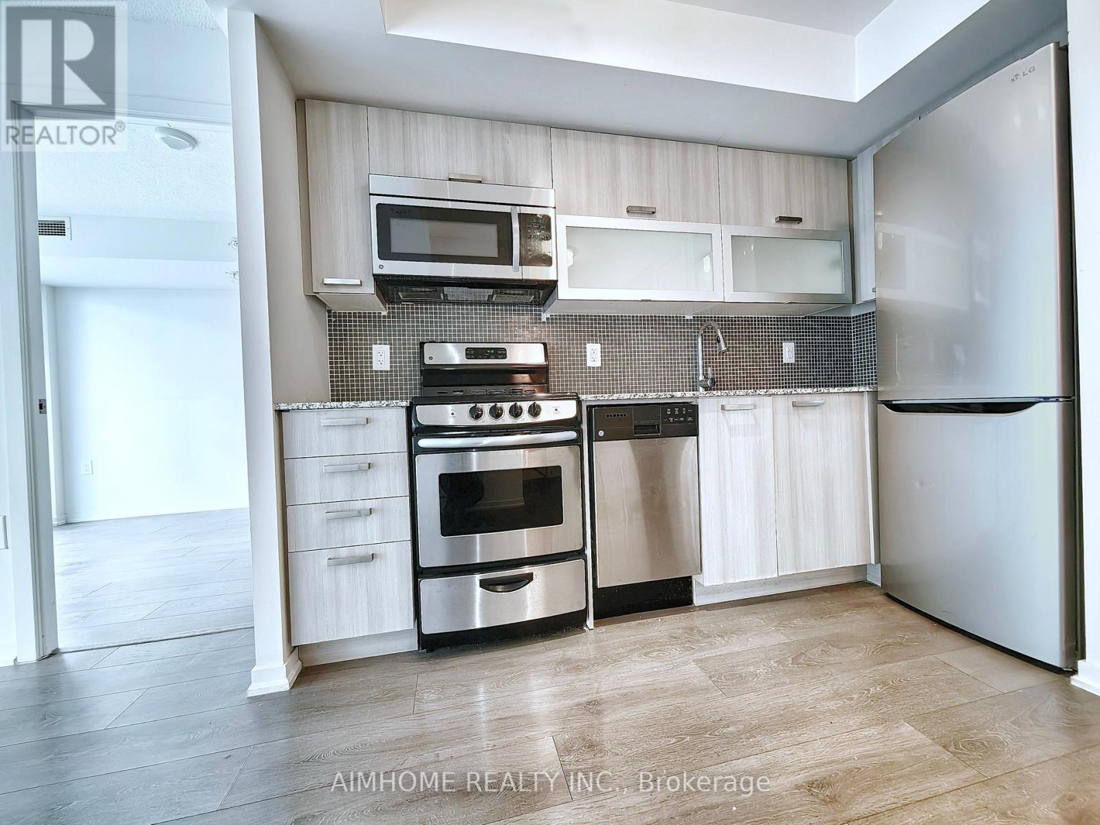 1916 - 36 LISGAR STREET, Toronto (Little Portugal) — photo 5