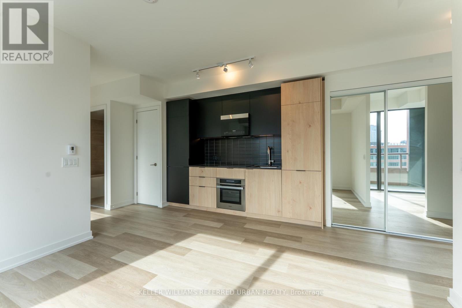 822- 28 Eastern Avenue, Toronto, ON photo 9