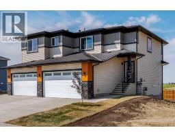 140 Lakewood Crescent - photo 2