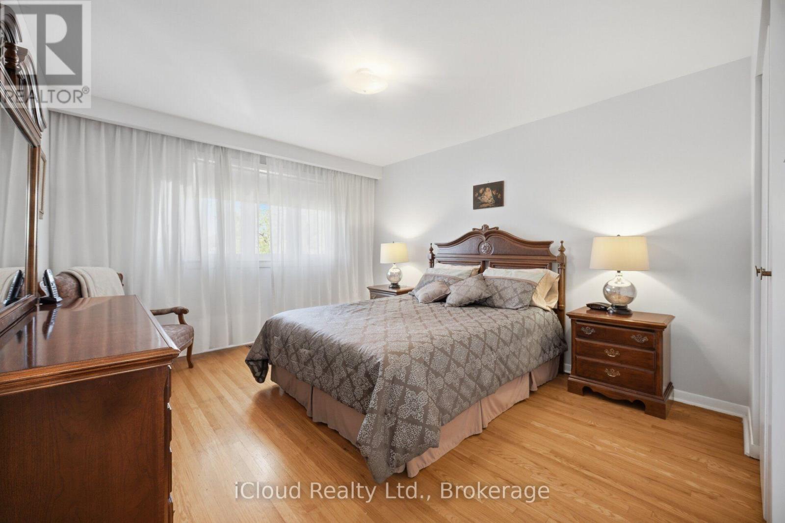 52 Bengal Court, Toronto, ON photo 25