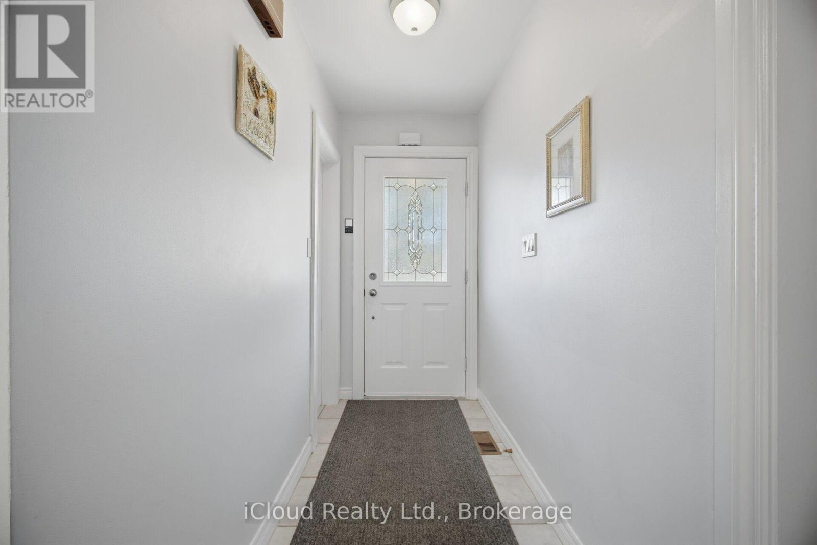 52 Bengal Court, Toronto, ON photo 6