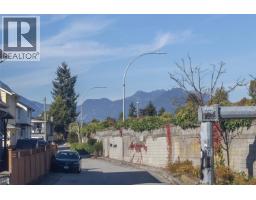 3368 Parker Street, Vancouver, BC V5K2V9 Photo 7
