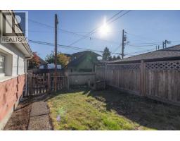 3368 Parker Street, Vancouver, BC V5K2V9 Photo 37