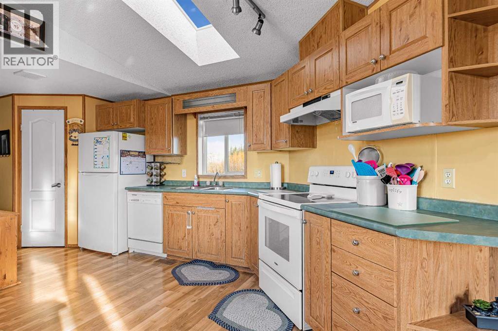 721015 Range Road 30 - 4