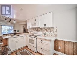 427 Crossland Gate, Newmarket, ON L3X1B9 Photo 20