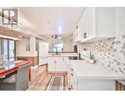 427 Crossland Gate, Newmarket, ON L3X1B9 Photo 21