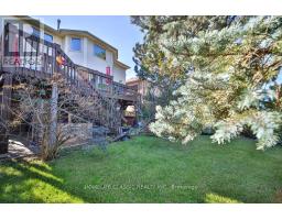 427 Crossland Gate, Newmarket, ON L3X1B9 Photo 23