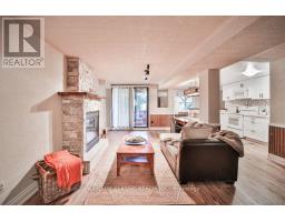 427 Crossland Gate, Newmarket, ON L3X1B9 Photo 8