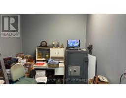 340 Thorold Road, Welland, ON L3C6H5 Photo 41
