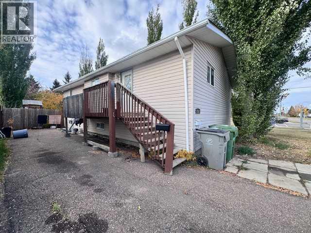 3512 57 Avenue - 5