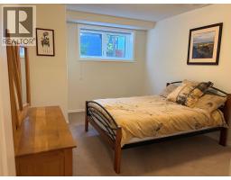 464 Whitman Way, Warfield, BC V1R4T9 Photo 40
