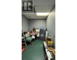 340 Thorold Road, Welland, ON L3C6H5 Photo 16