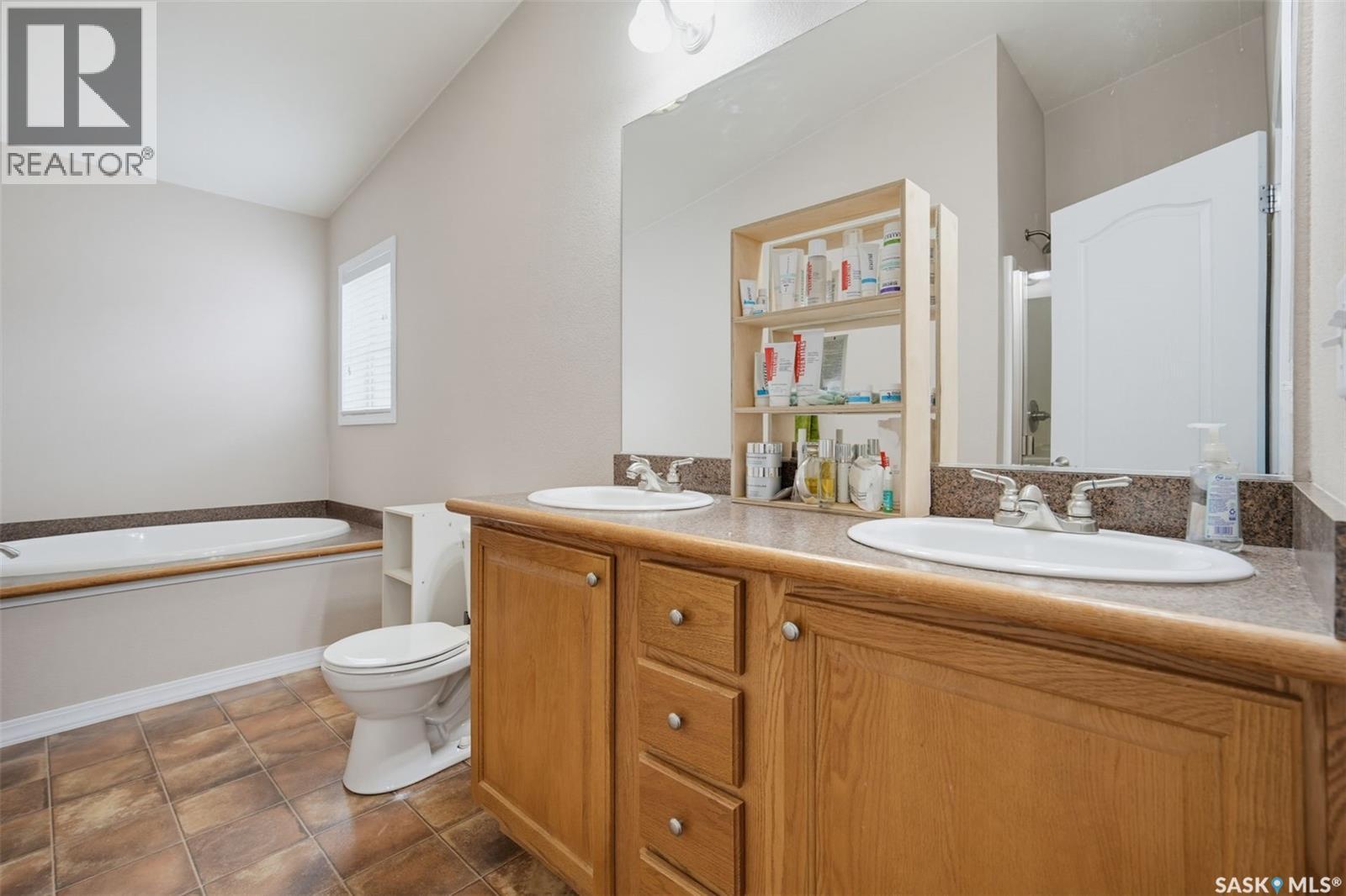 13 401 Railway AVENUE, Vanscoy — photo 16