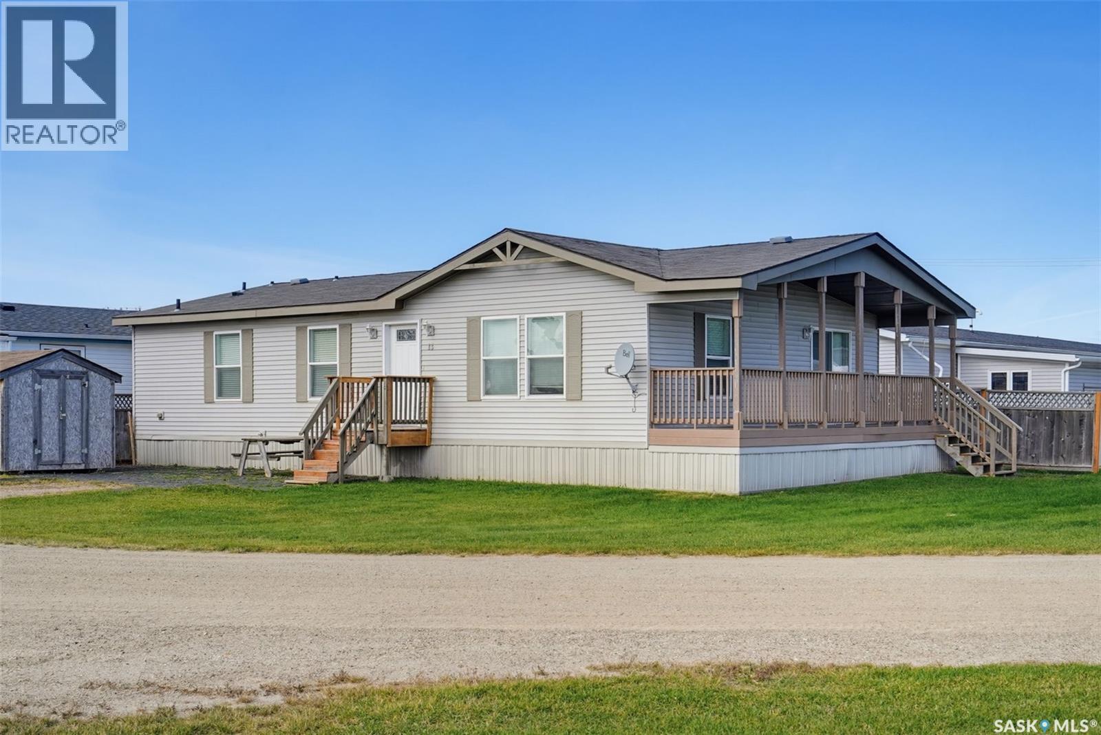 13 401 Railway AVENUE - 2