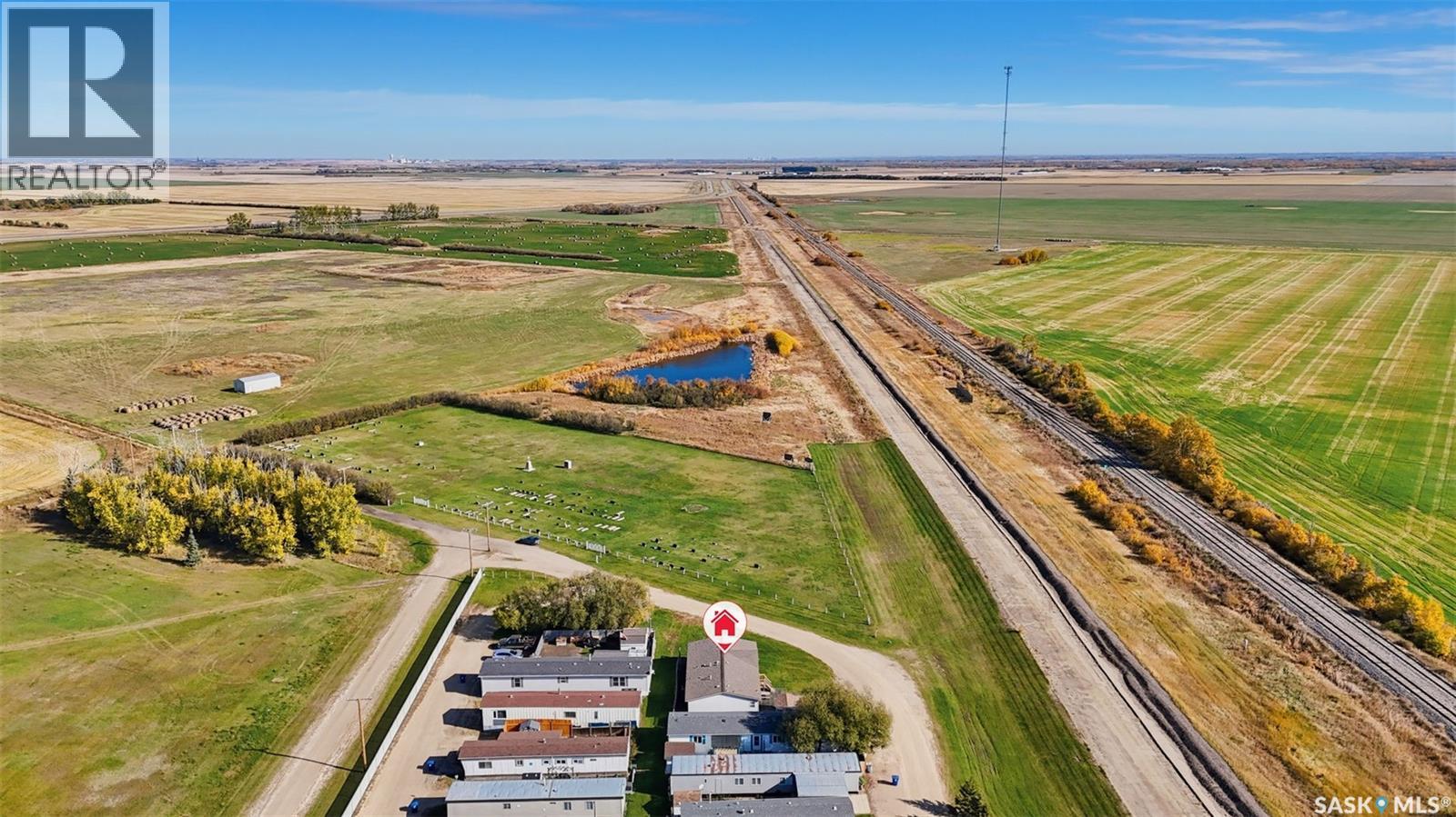 13 401 Railway AVENUE - 39
