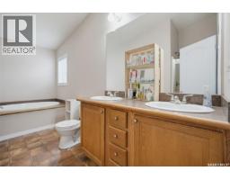 13 401 Railway Avenue, Vanscoy, SK S0L3J0 Photo 16