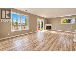 194 Peigan Court W - photo 22