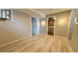 194 Peigan Court W - photo 26