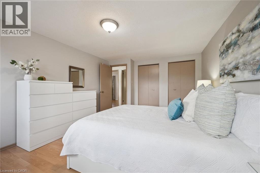143 HILLBROOK Crescent - 16