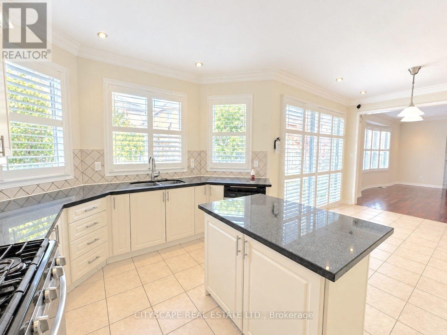 4 Serviceberry Crescent, Brampton, ON photo 13