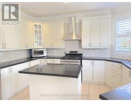 Living room - 4 Serviceberry Crescent, Brampton, ON L6P2J7 Photo 12