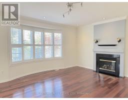 Family room - 4 Serviceberry Crescent, Brampton, ON L6P2J7 Photo 18