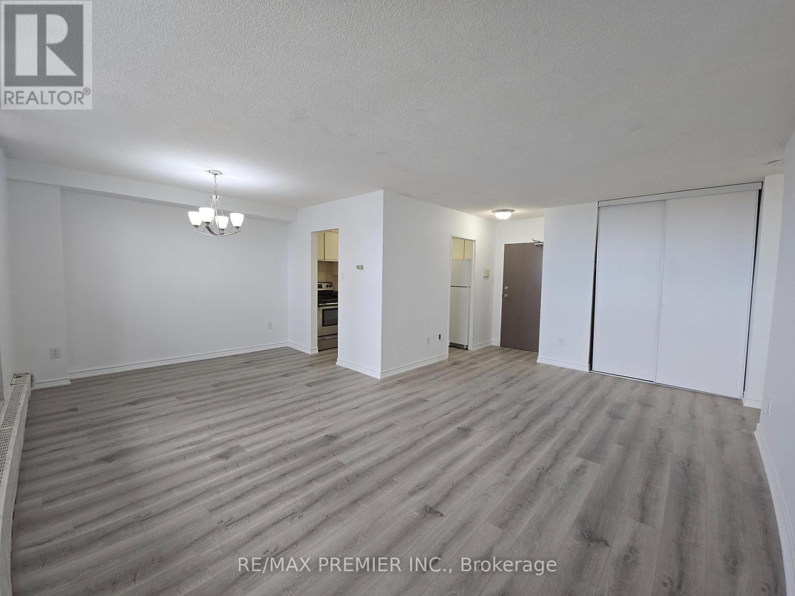 3390 WESTON ROAD, Toronto (Humbermede) — photo 4