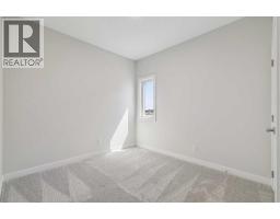 5pc Bathroom - 426 Hotchkiss Manor Se, Calgary, AB T3S0J9 Photo 6