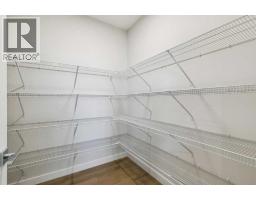 426 Hotchkiss Manor Se, Calgary, AB T3S0J9 Photo 16