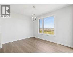 426 Hotchkiss Manor Se, Calgary, AB T3S0J9 Photo 17