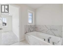 426 Hotchkiss Manor Se, Calgary, AB T3S0J9 Photo 36