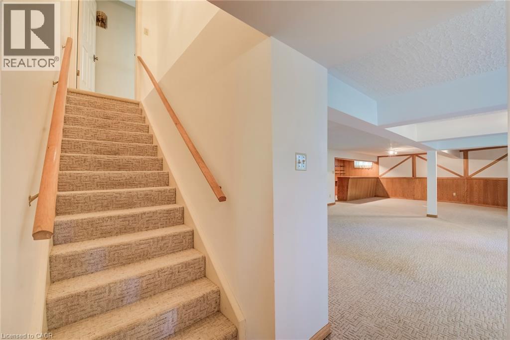 44 Greensview Drive — photo 30