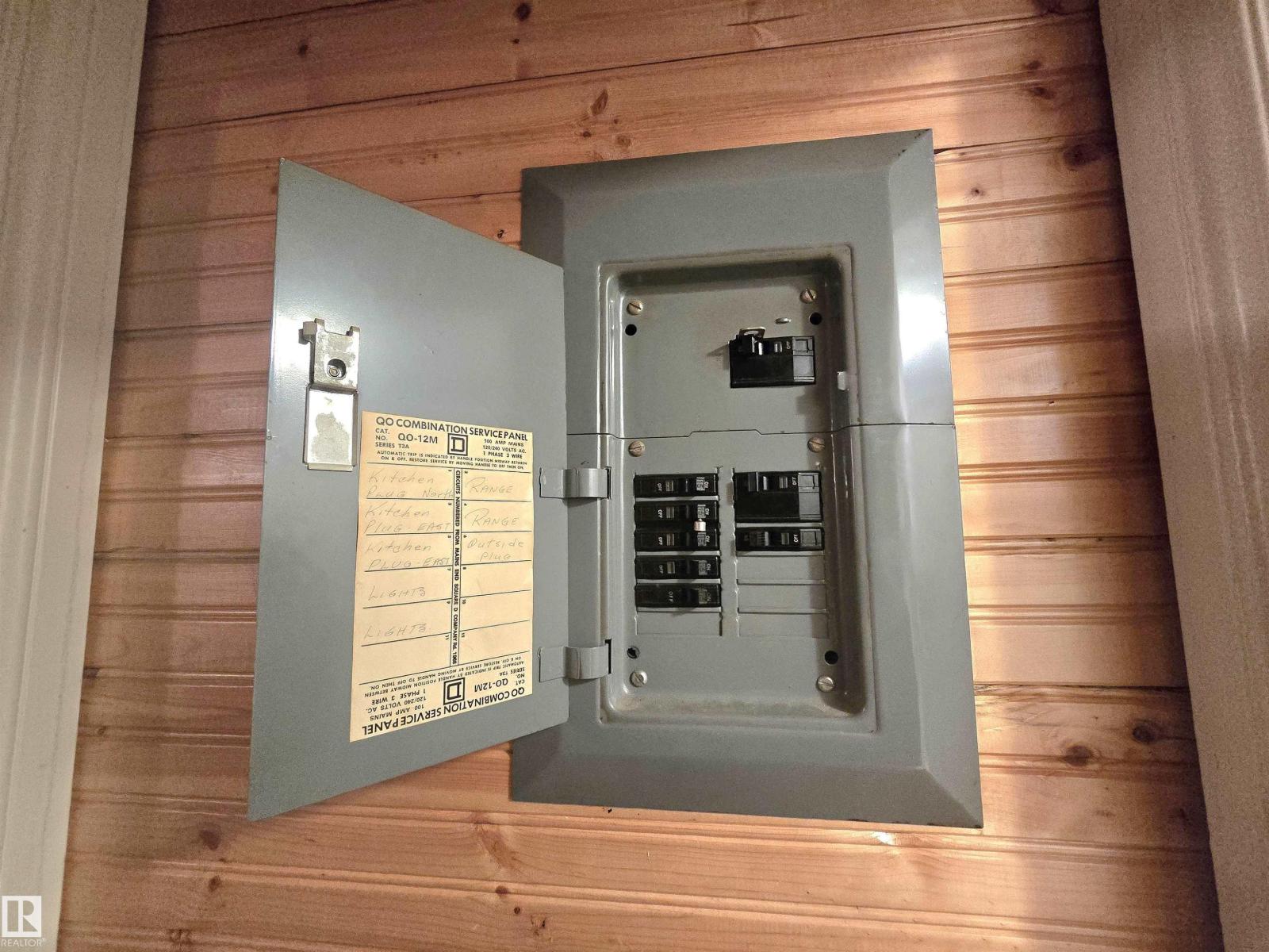 5 ALDER AV - 25