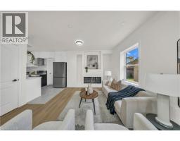 2pc Bathroom - 188 Courtland Avenue E, Kitchener, ON N2G2V4 Photo 9