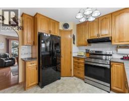4pc Bathroom - 1031 Creek Springs Rise Nw, Airdrie, AB T4B2R6 Photo 9